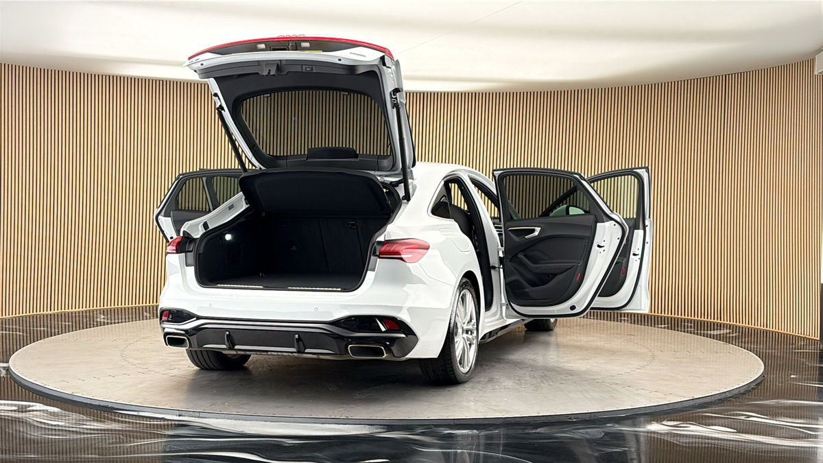 More views of Audi A5