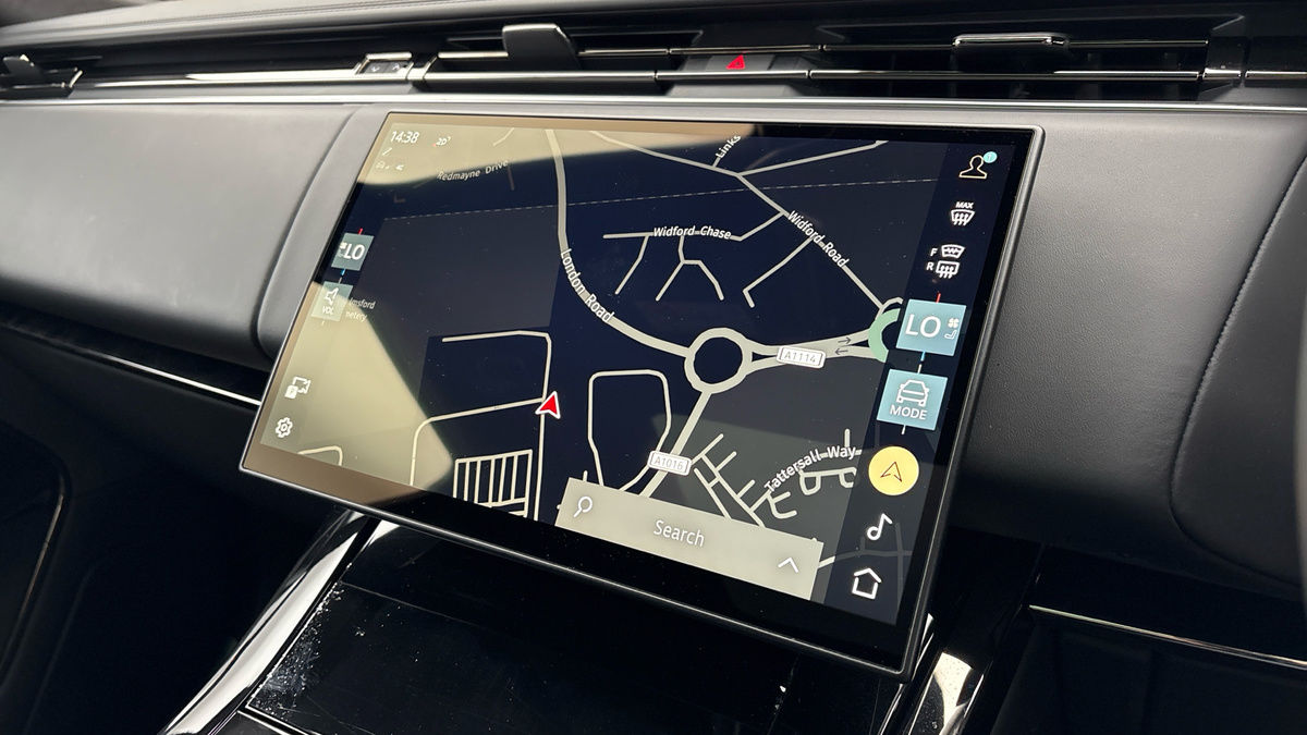 Land Rover Range Rover Sport Image 17