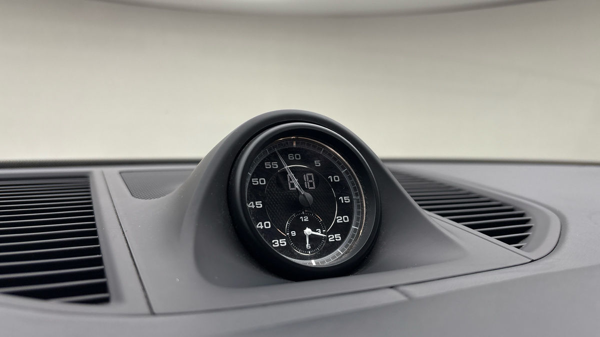 Porsche Macan Image 25