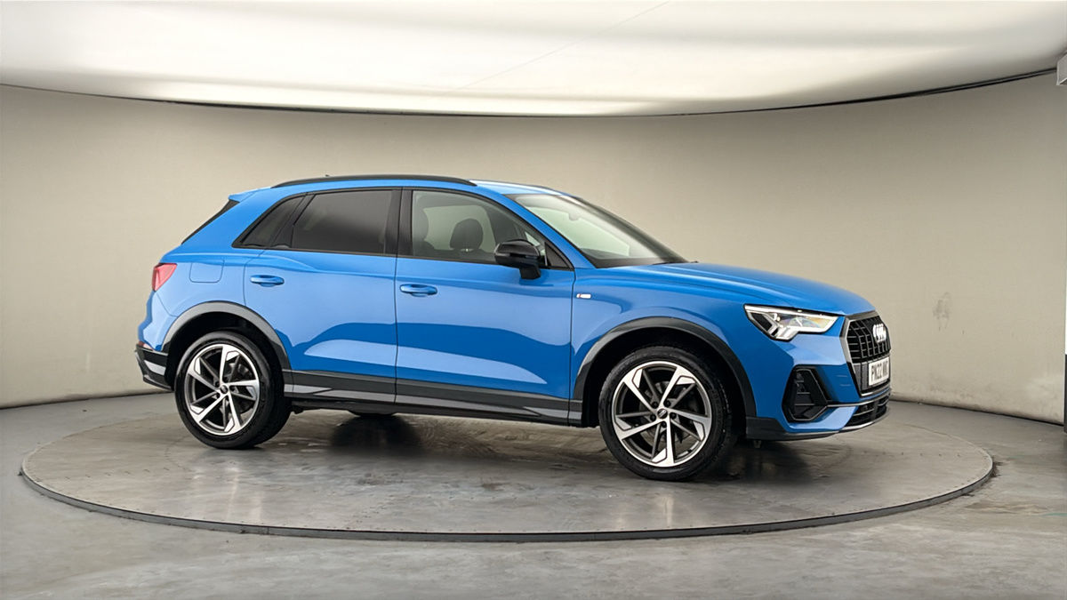 More views of Audi Q3