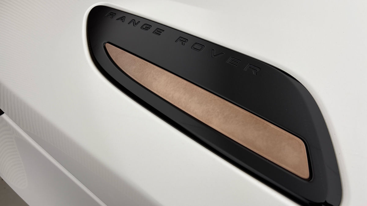 Land Rover Range Rover Velar Image 30