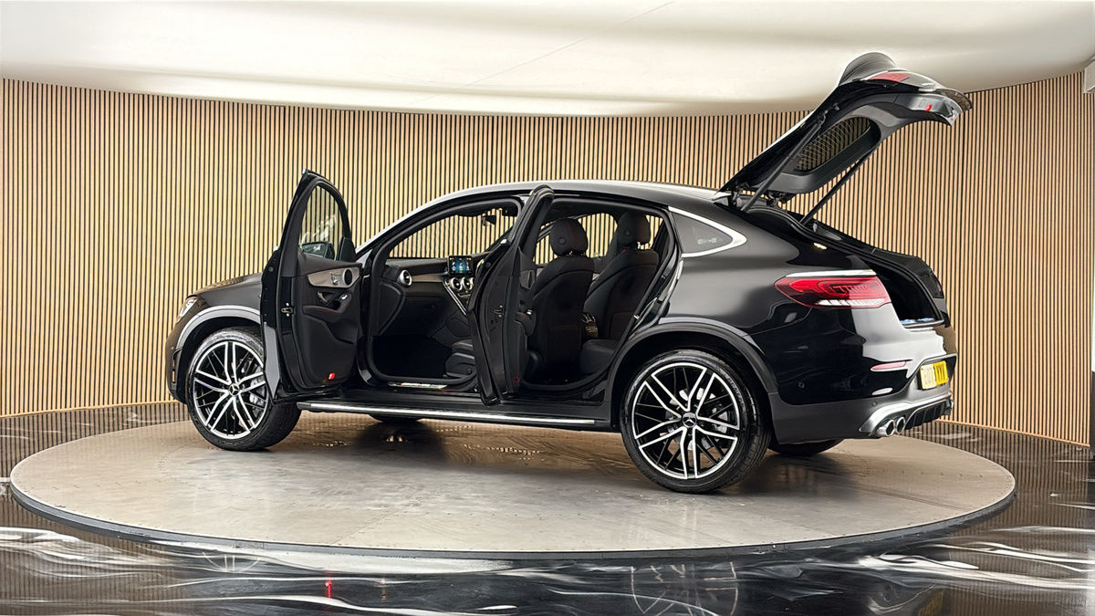 More views of Mercedes-Benz GLC