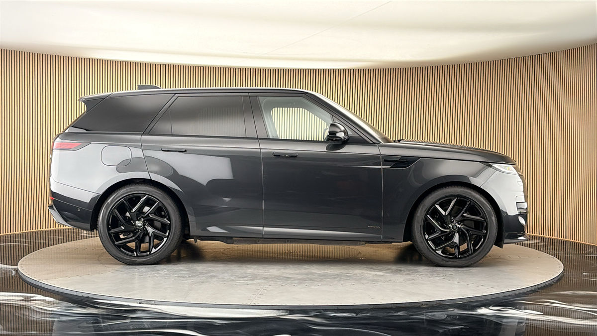 Land Rover Range Rover Sport Image 16