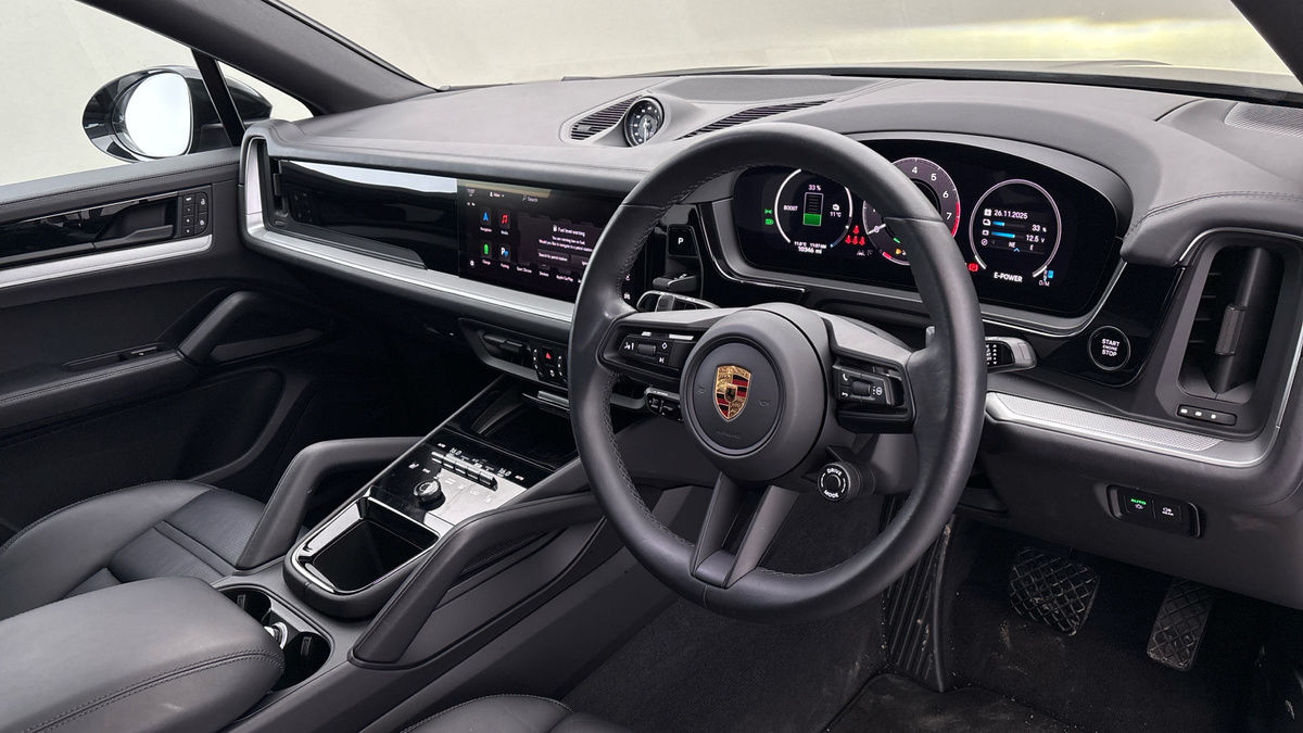 Porsche Cayenne Image 5
