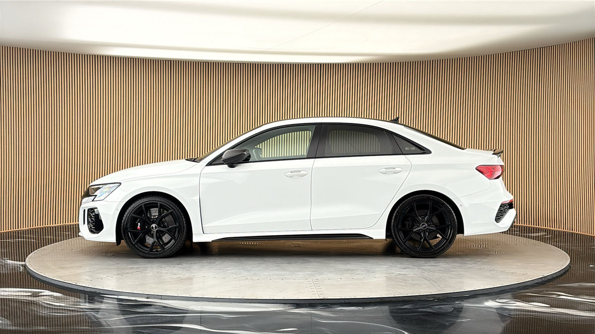 Audi RS3 Image 15