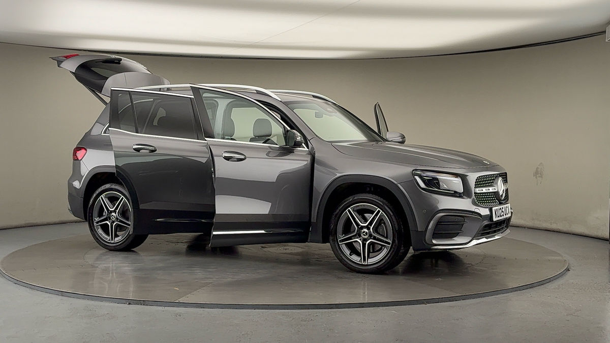 More views of Mercedes-Benz GLB