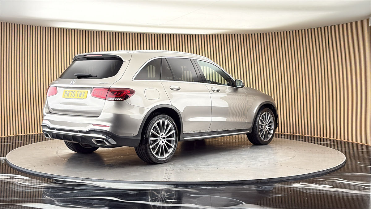 Mercedes-Benz GLC Image 21