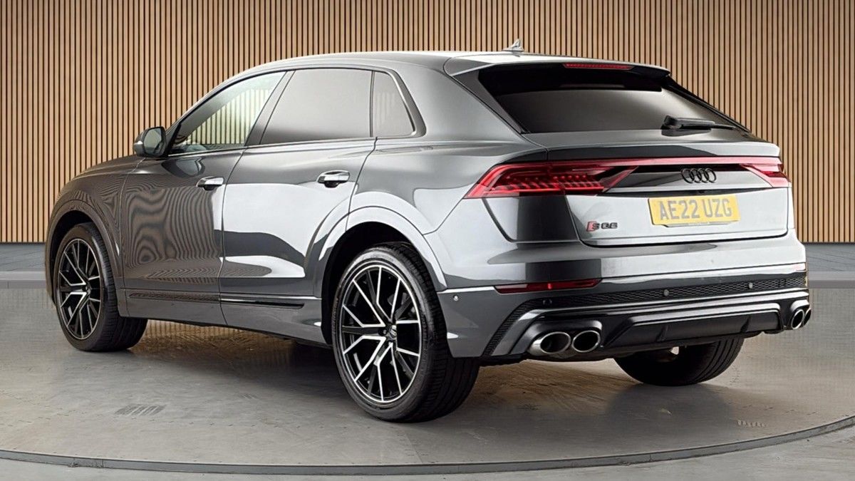 Audi SQ8 Image 2