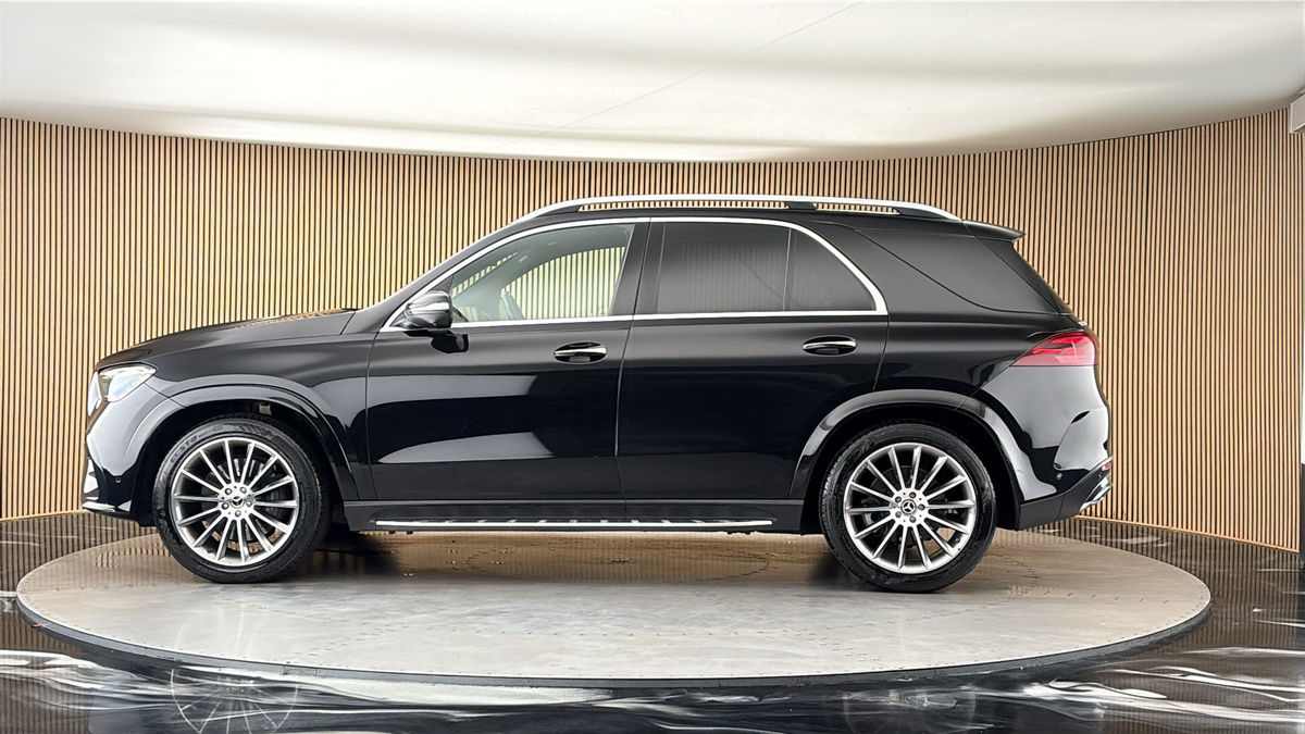 Mercedes-Benz GLE Image 15