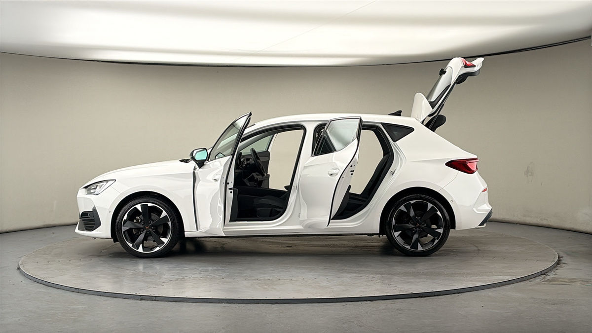 More views of CUPRA Leon