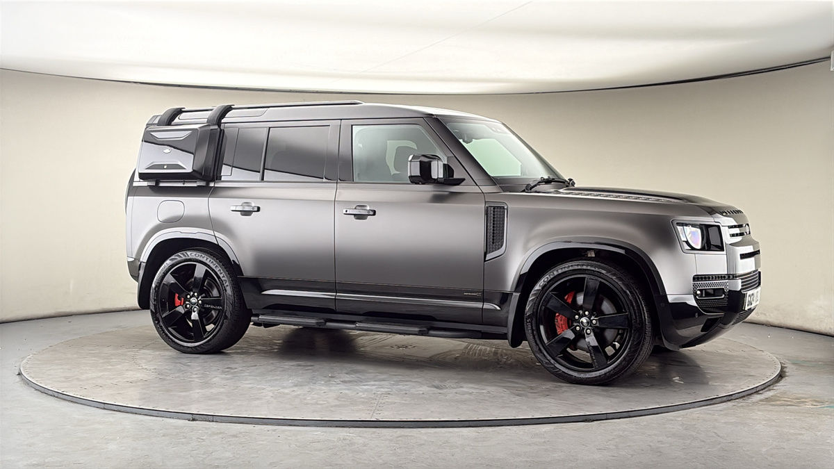 More views of Land Rover Defender 110