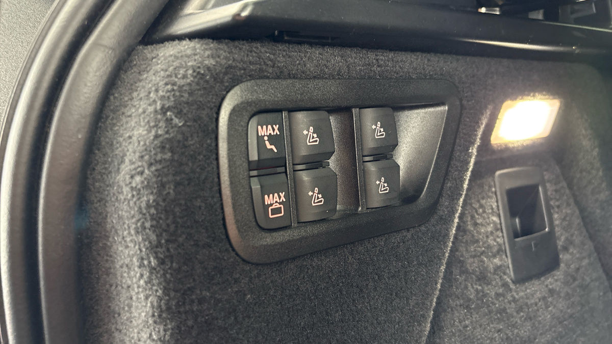 BMW X7 Image 39