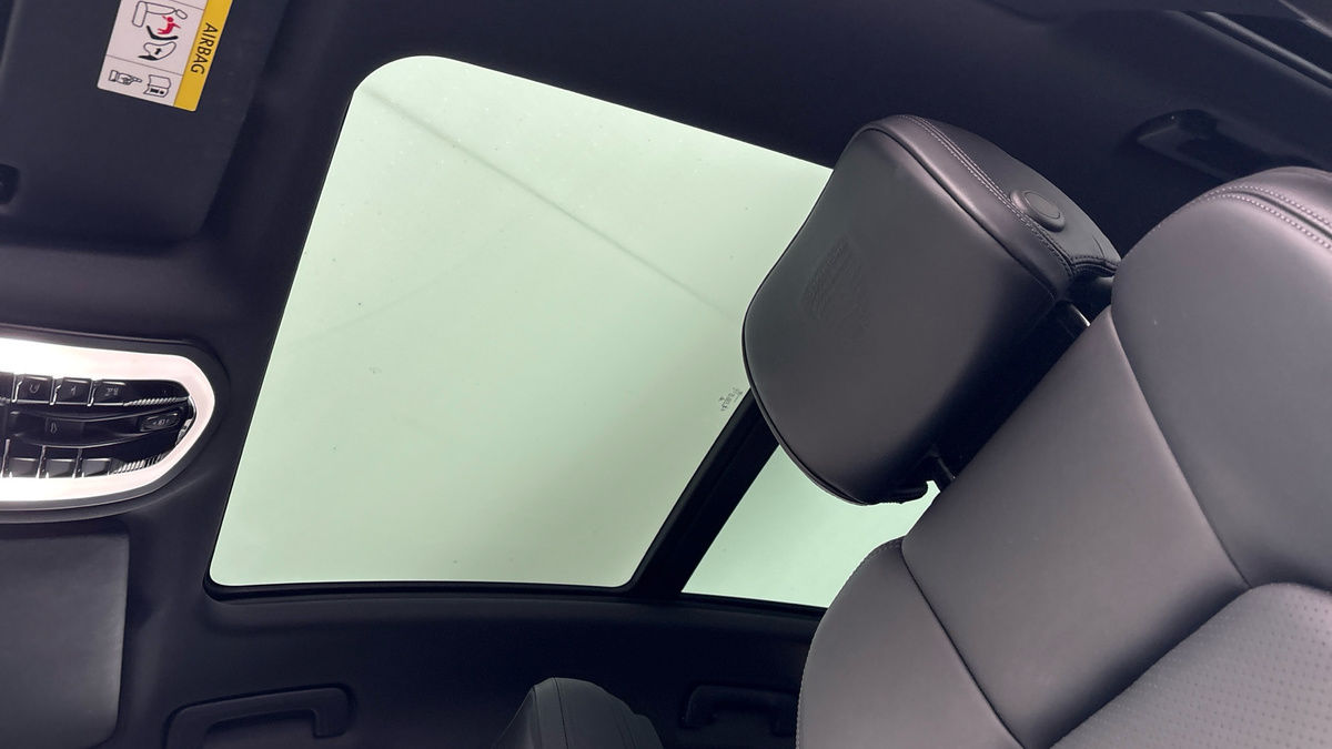 Porsche Macan Image 6