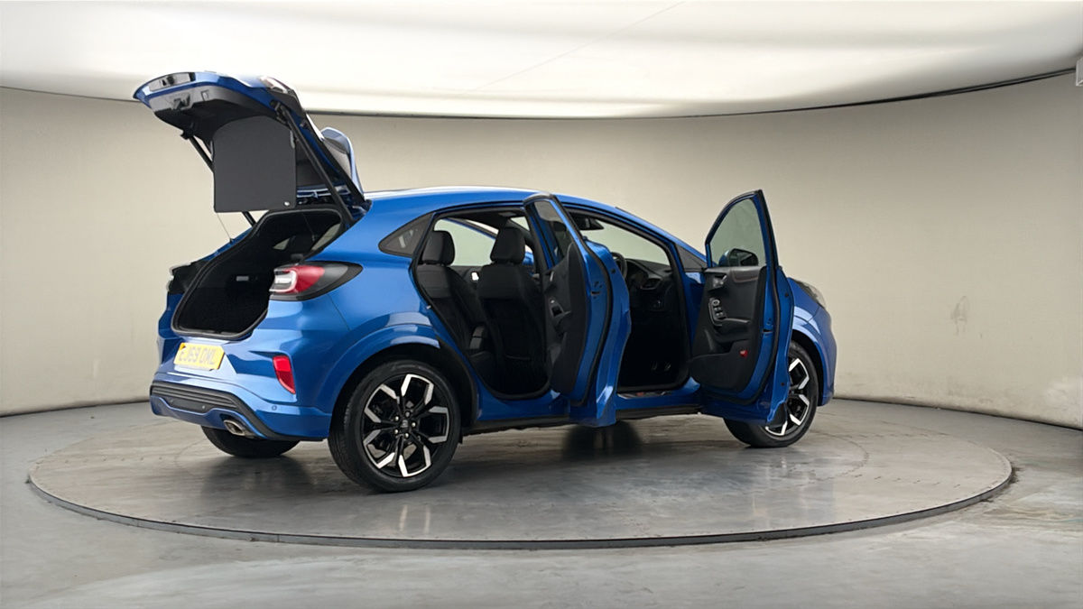 More views of Ford Puma