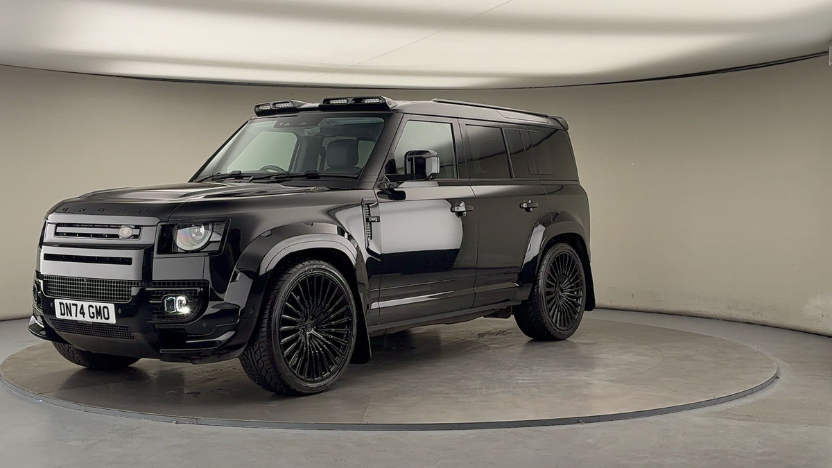 More views of Land Rover Defender 110