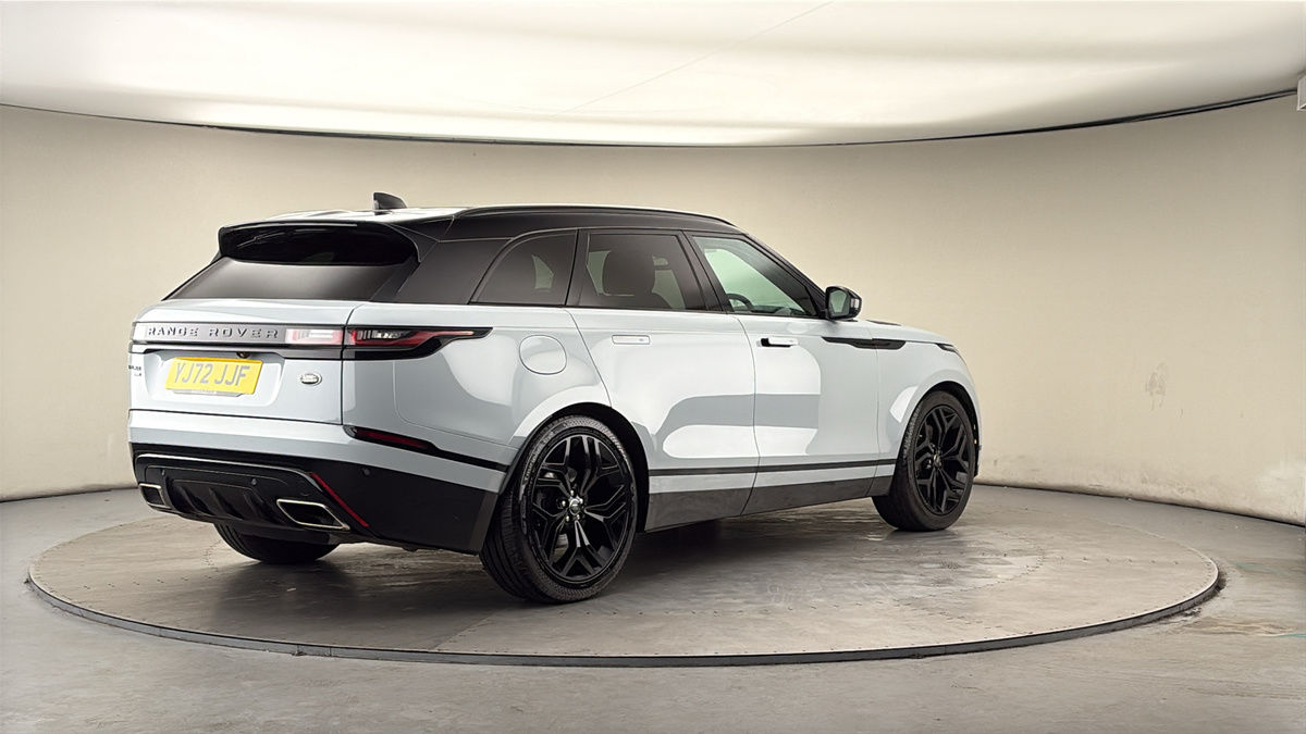 Land Rover Range Rover Velar Image 21