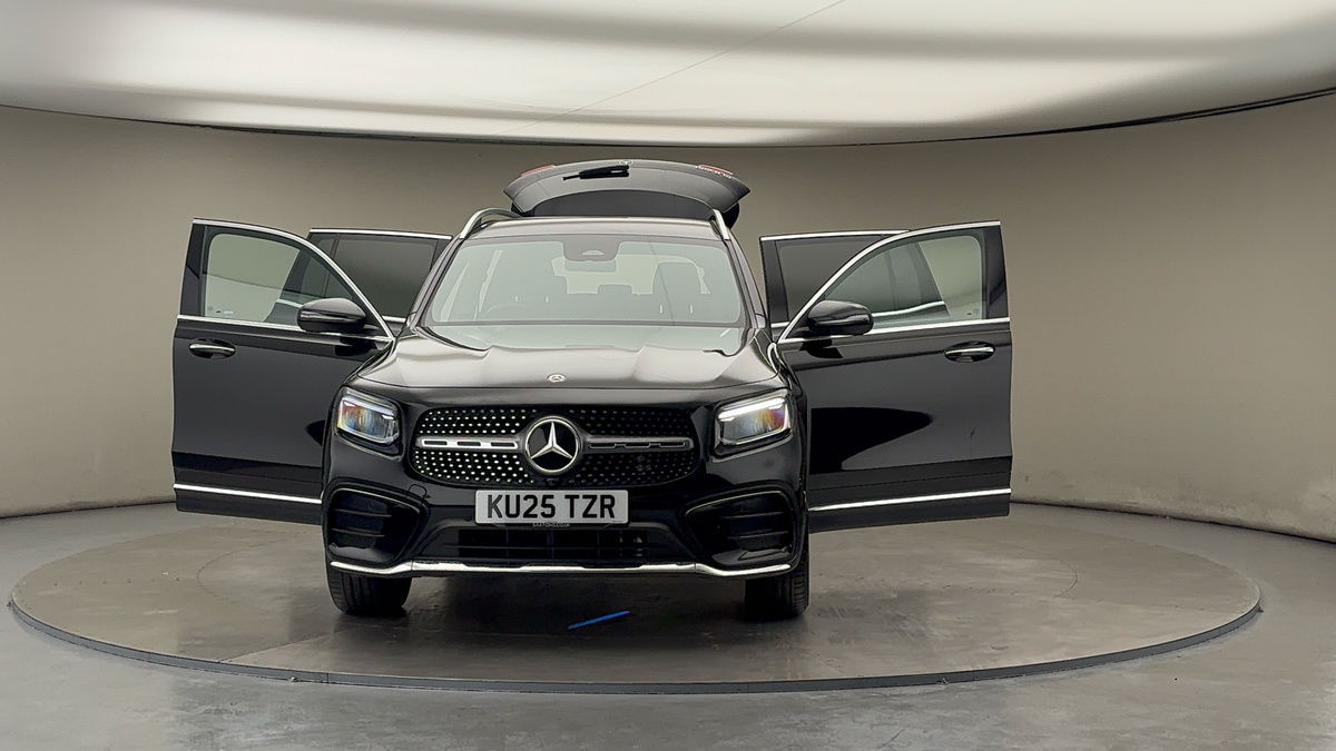 More views of Mercedes-Benz GLB