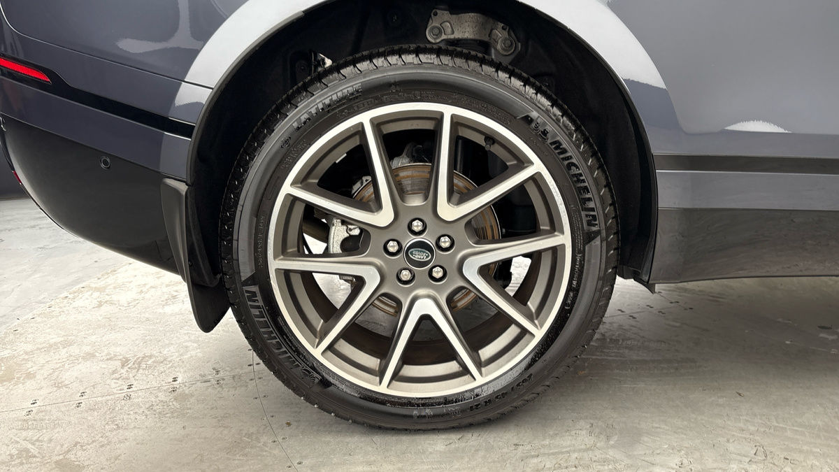 Land Rover Range Rover Velar Image 10