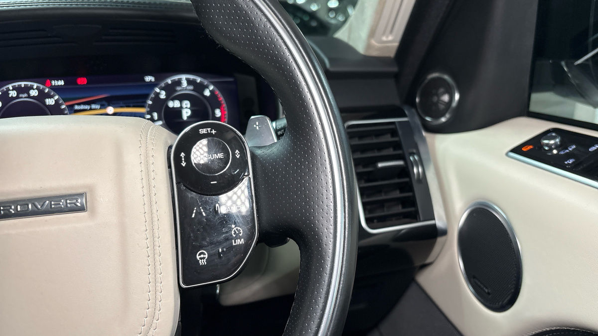 Land Rover Range Rover Sport Image 14