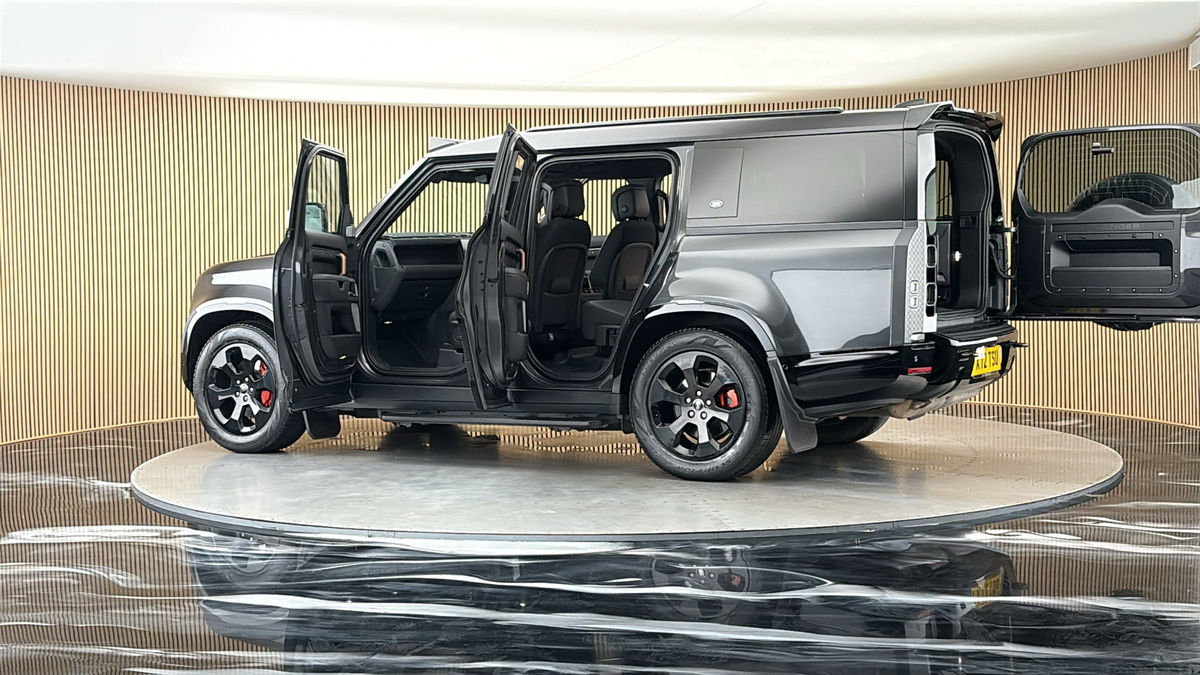 More views of Land Rover Defender 130