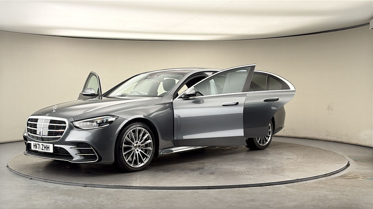 Mercedes-Benz S Class Image 22