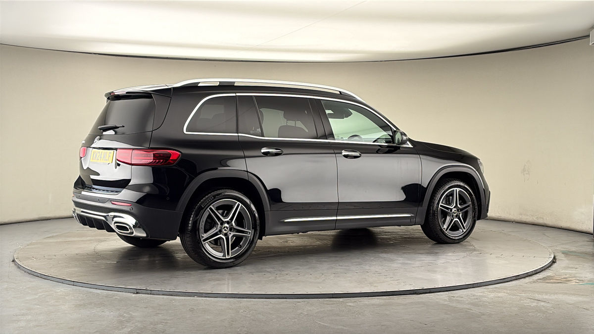More views of Mercedes-Benz GLB