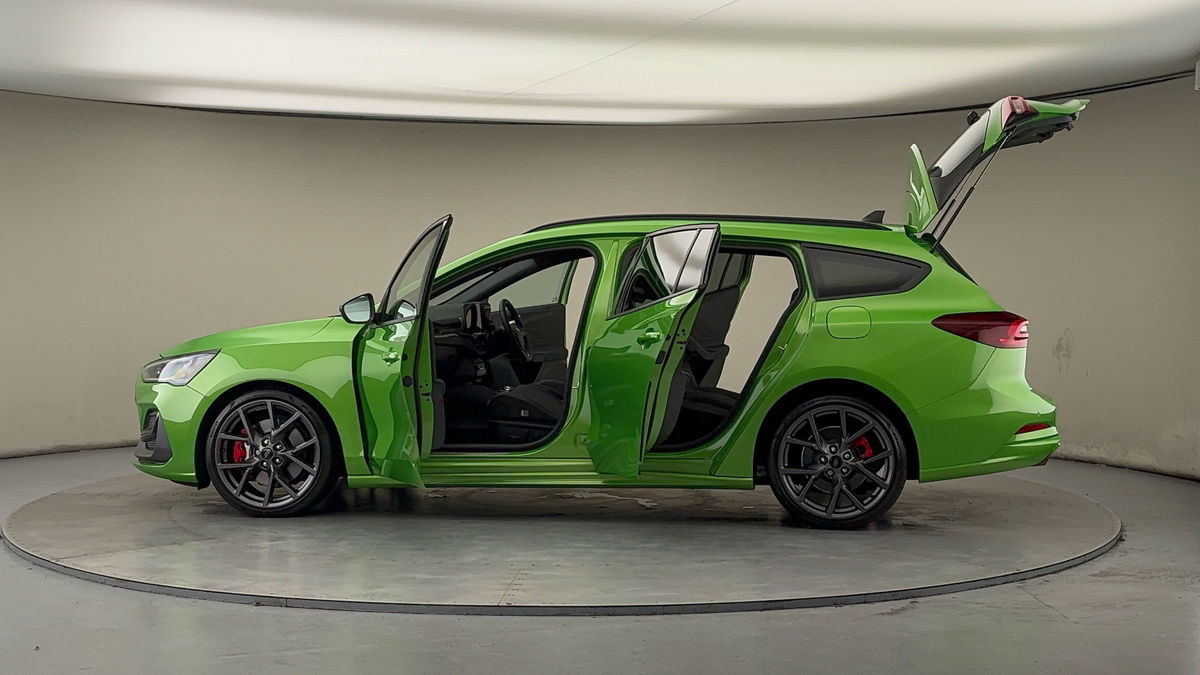 More views of Ford Focus