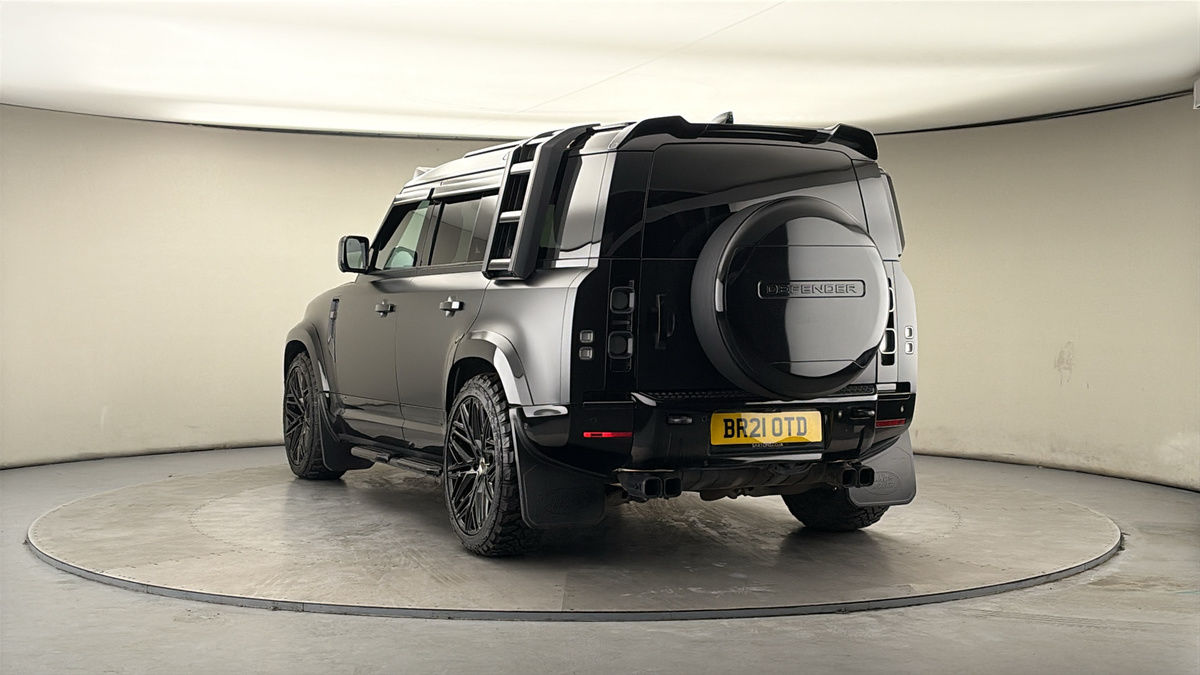 More views of Land Rover Defender 110