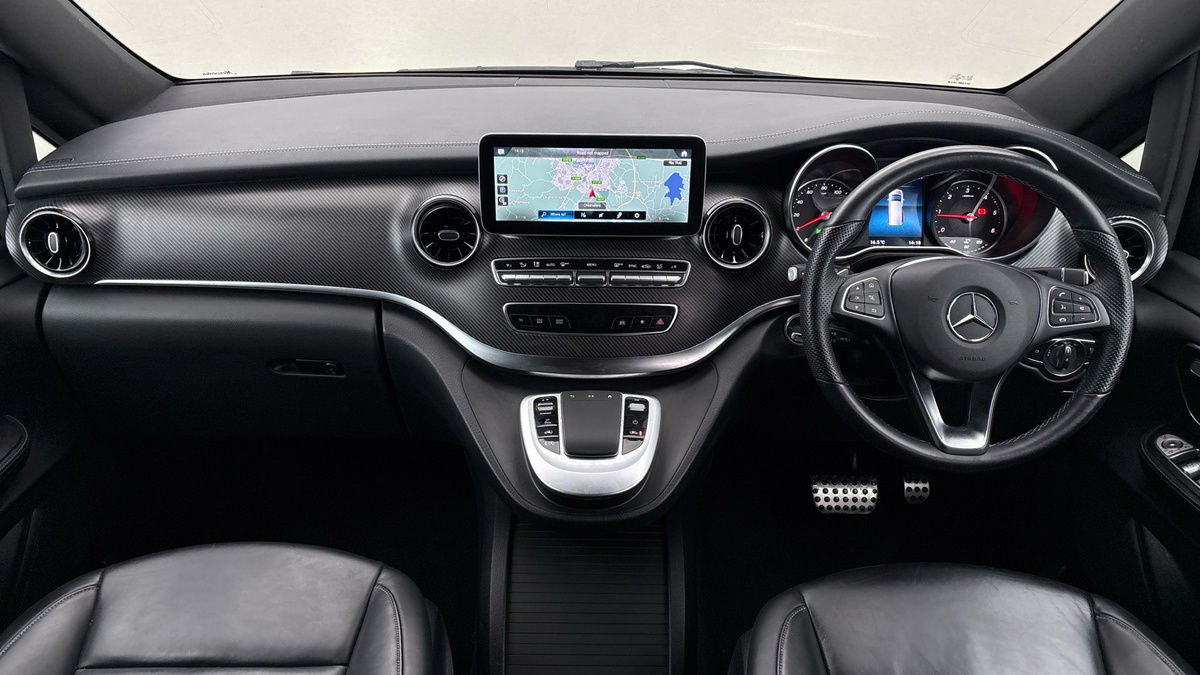 Mercedes-Benz V Class Image 12