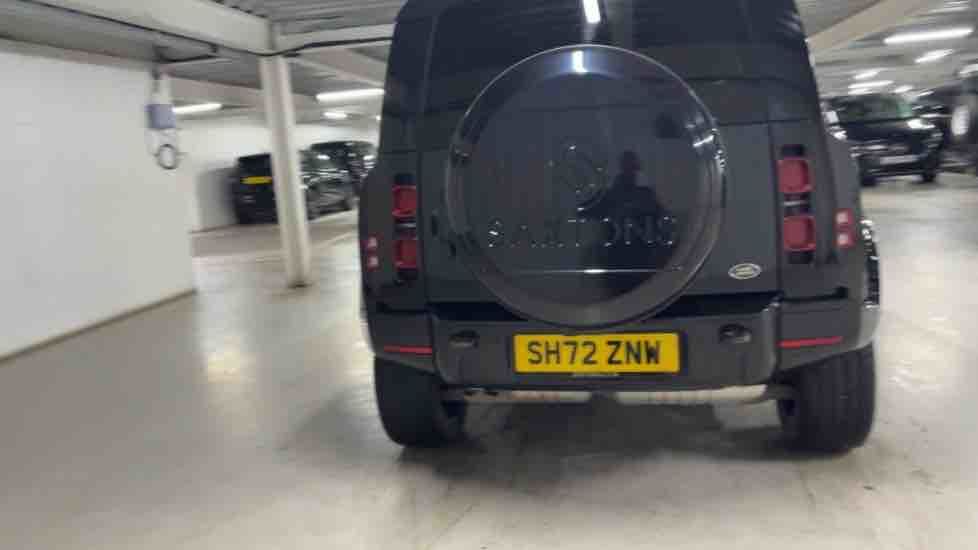 More views of Land Rover Defender 90