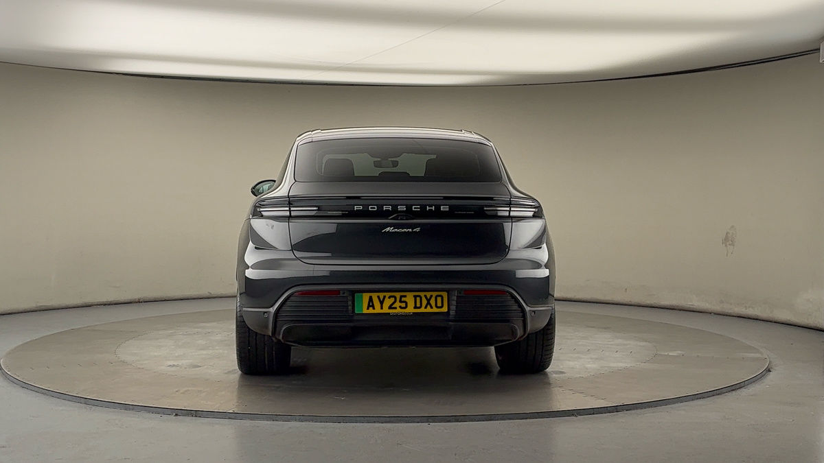 More views of Porsche Macan