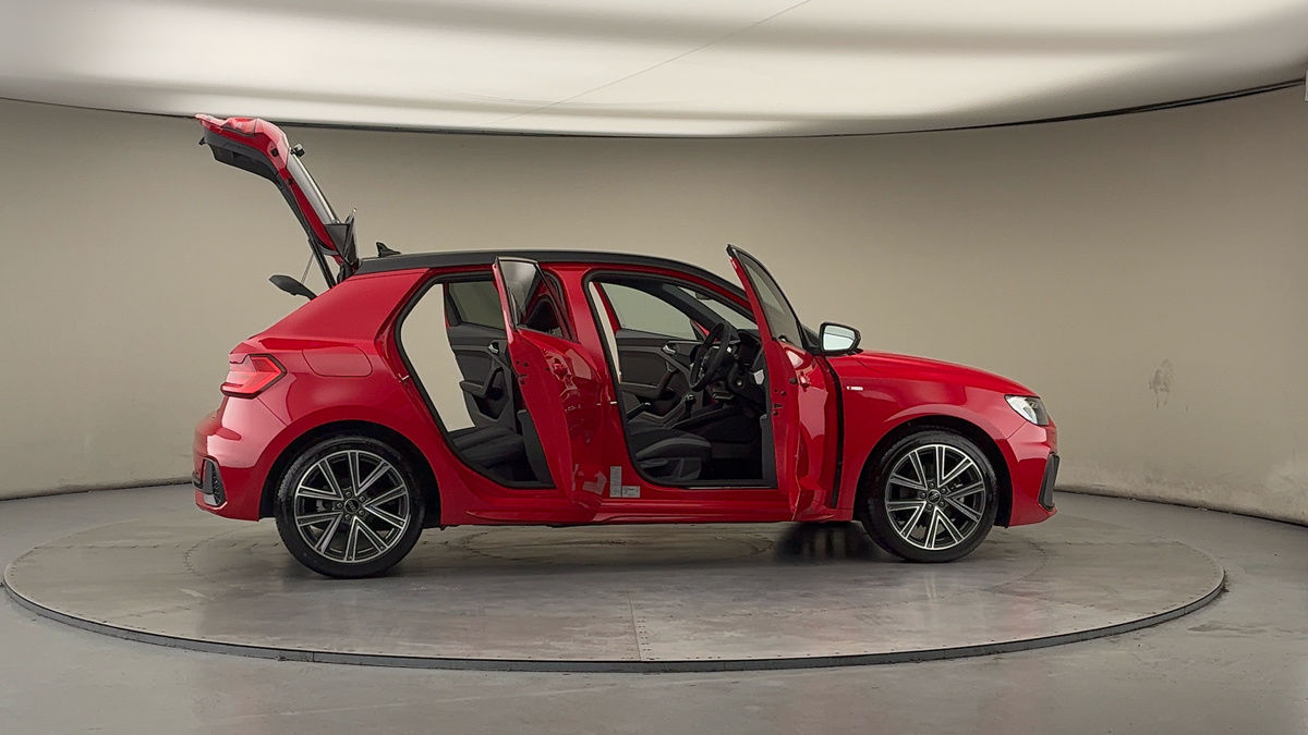 More views of Audi A1