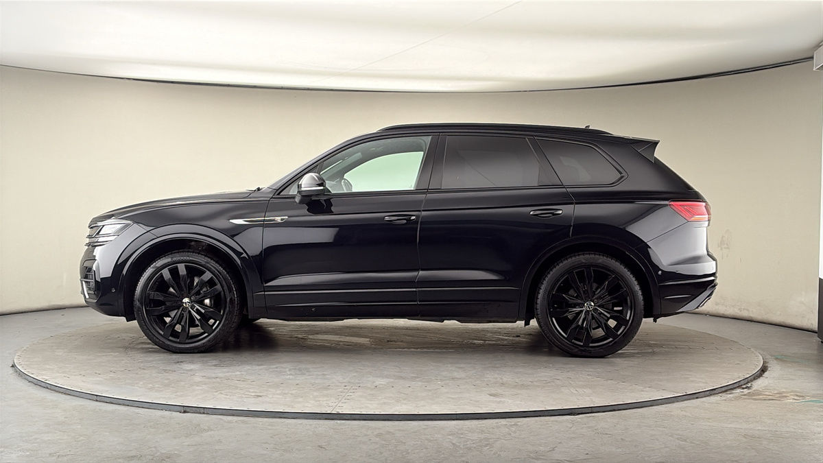 Volkswagen Touareg Image 15