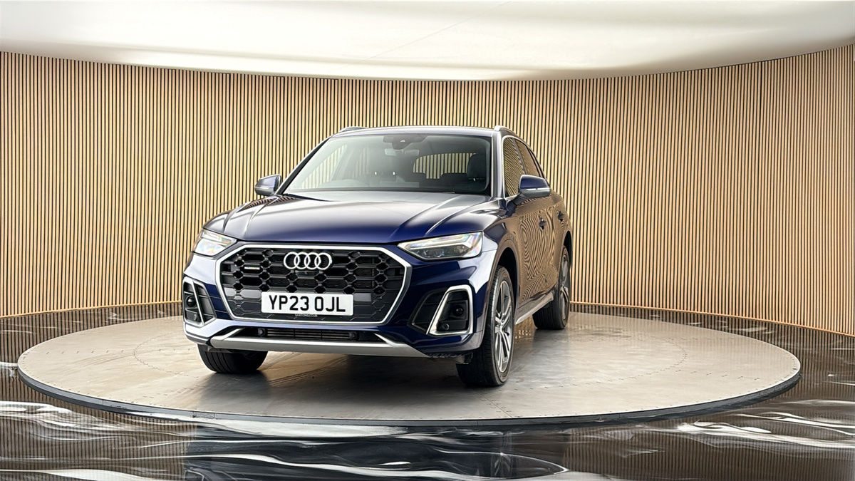 More views of Audi Q5