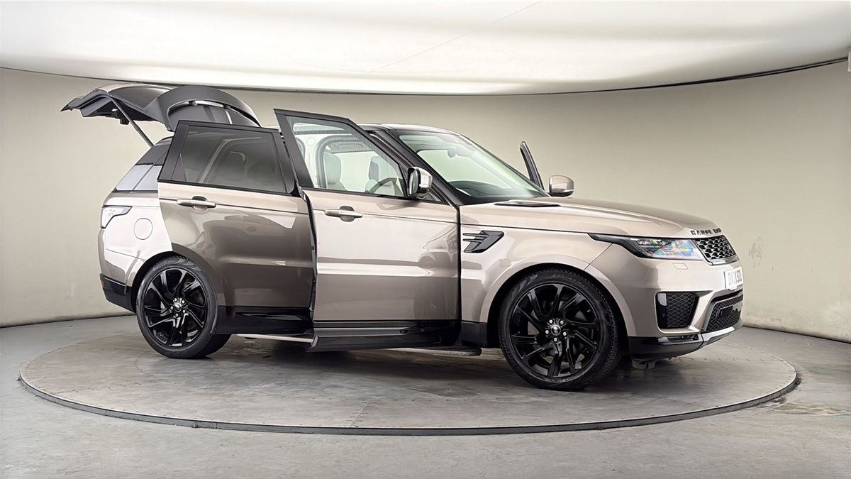 More views of Land Rover Range Rover Sport