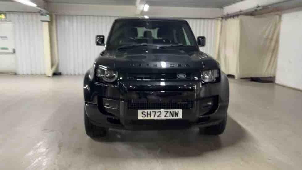 More views of Land Rover Defender 90