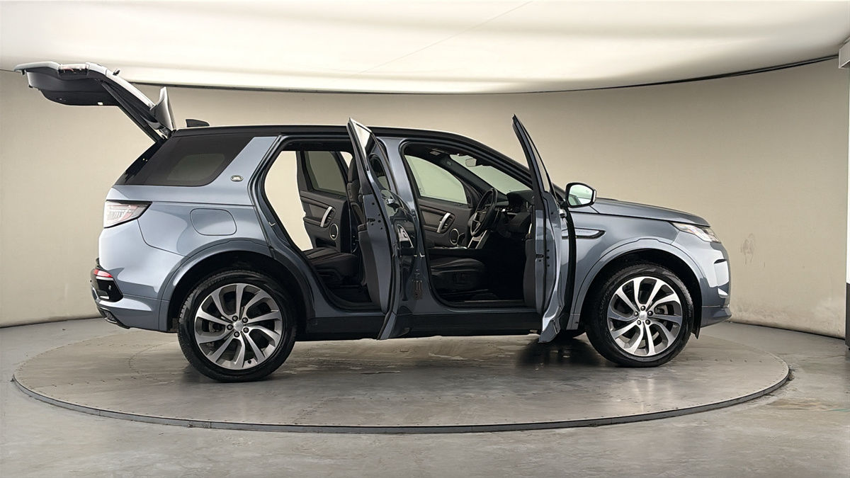 More views of Land Rover Discovery Sport