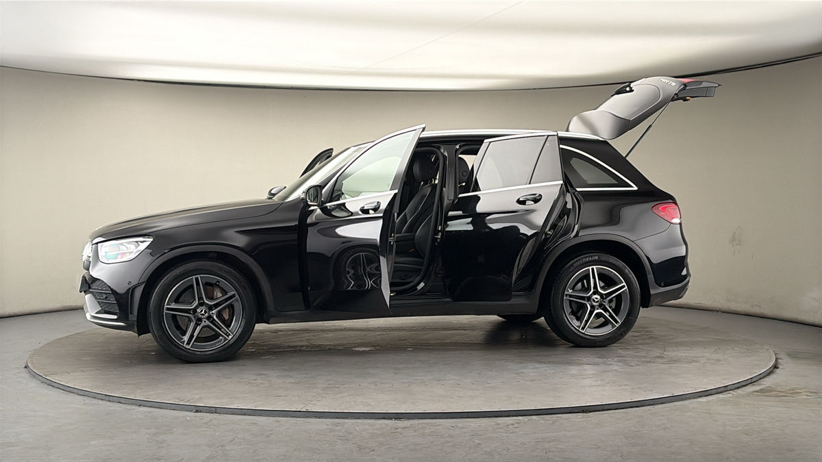 More views of Mercedes-Benz GLC