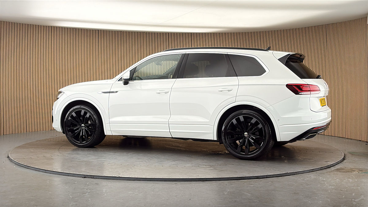 More views of Volkswagen Touareg