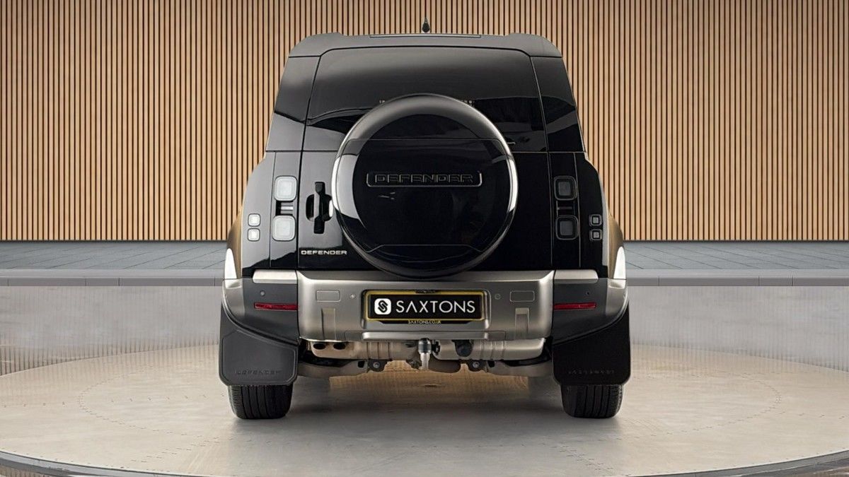 Land Rover Defender 90 Image 4