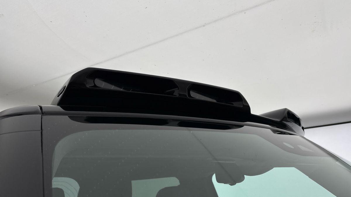 Land Rover Defender 90 Urban Image 26