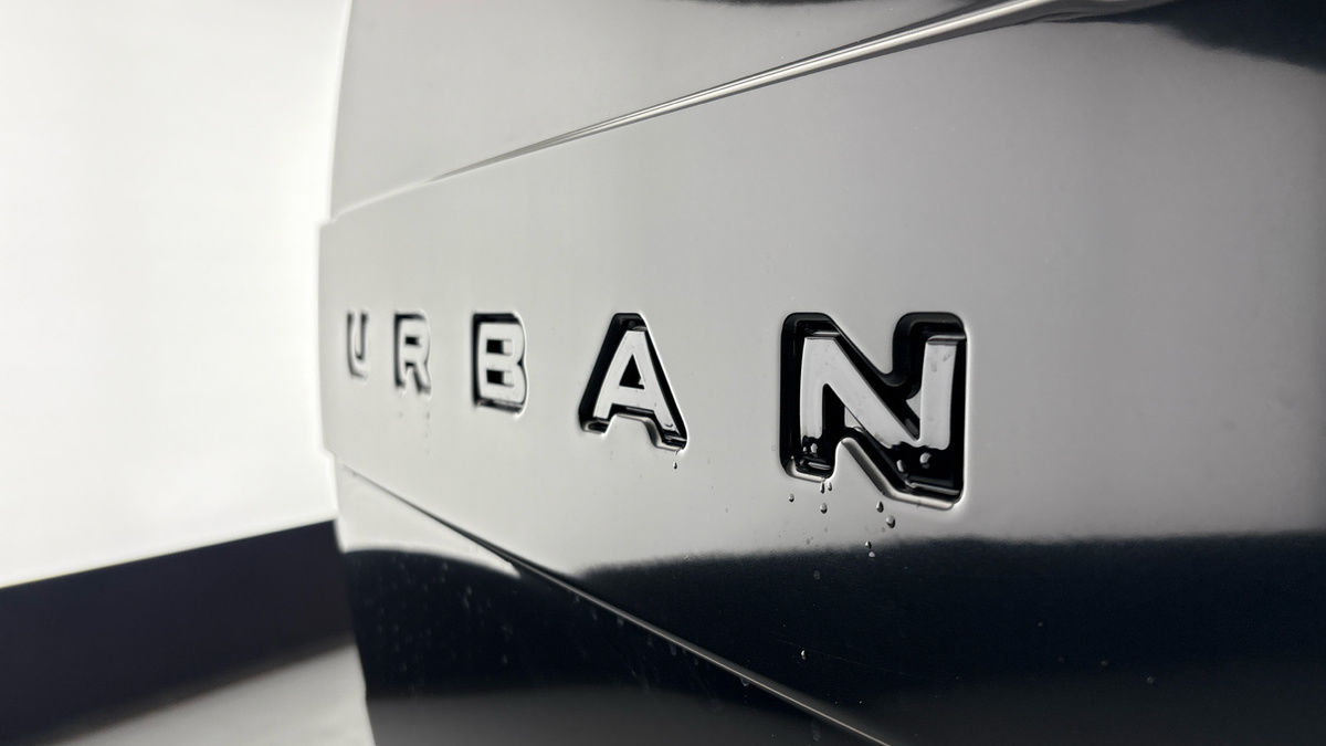 Land Rover Defender 110 Urban Image 59