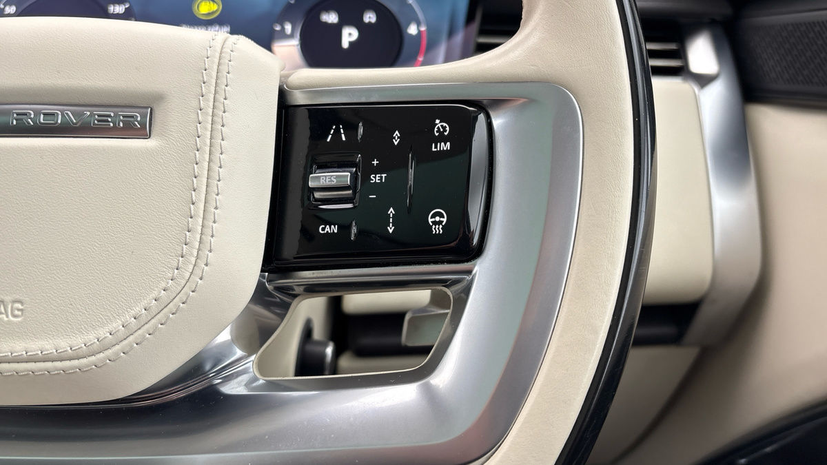 Land Rover Range Rover Image 28