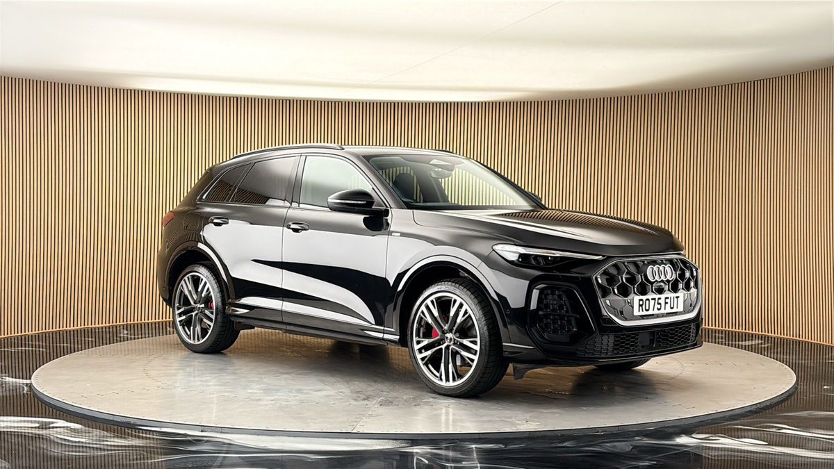 More views of Audi Q5