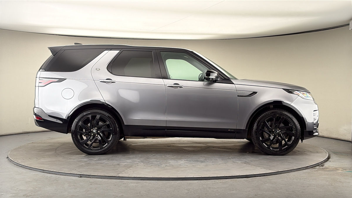 Land Rover Discovery Image 16