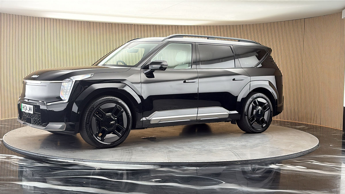 More views of Kia EV9