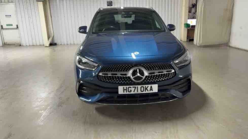 More views of Mercedes-Benz GLA