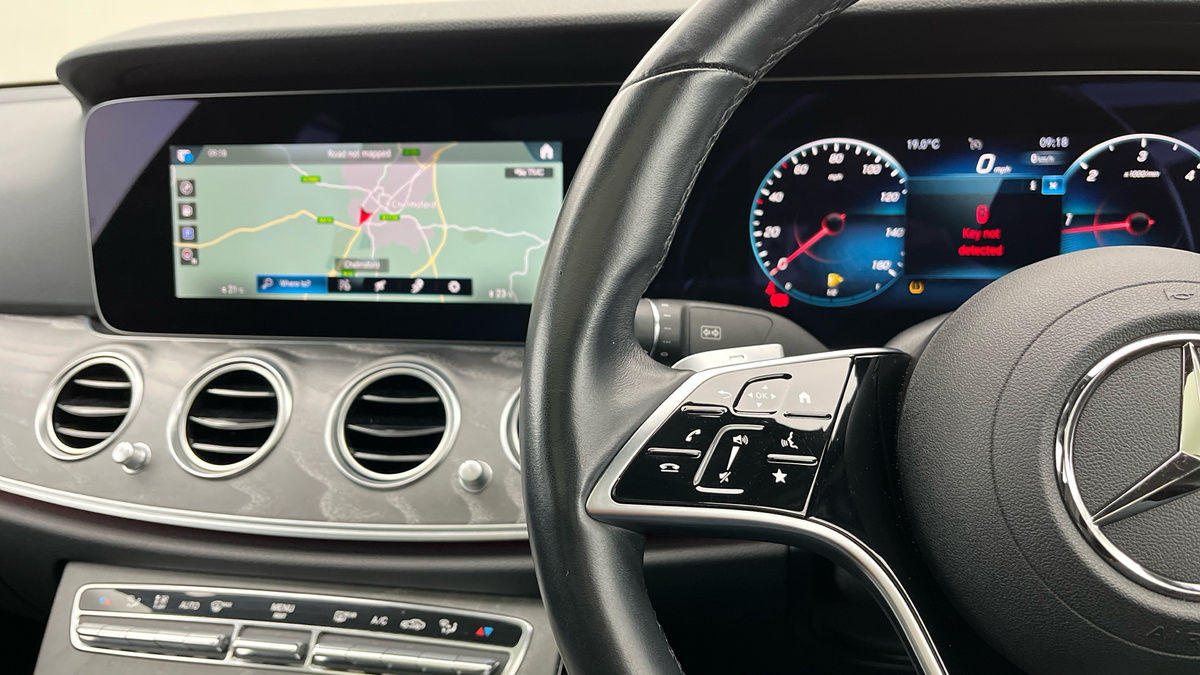 Mercedes-Benz E Class Image 13