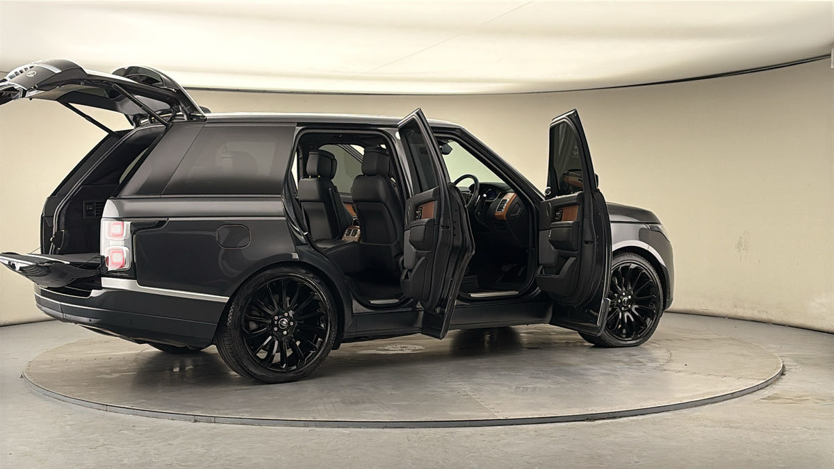 More views of Land Rover Range Rover