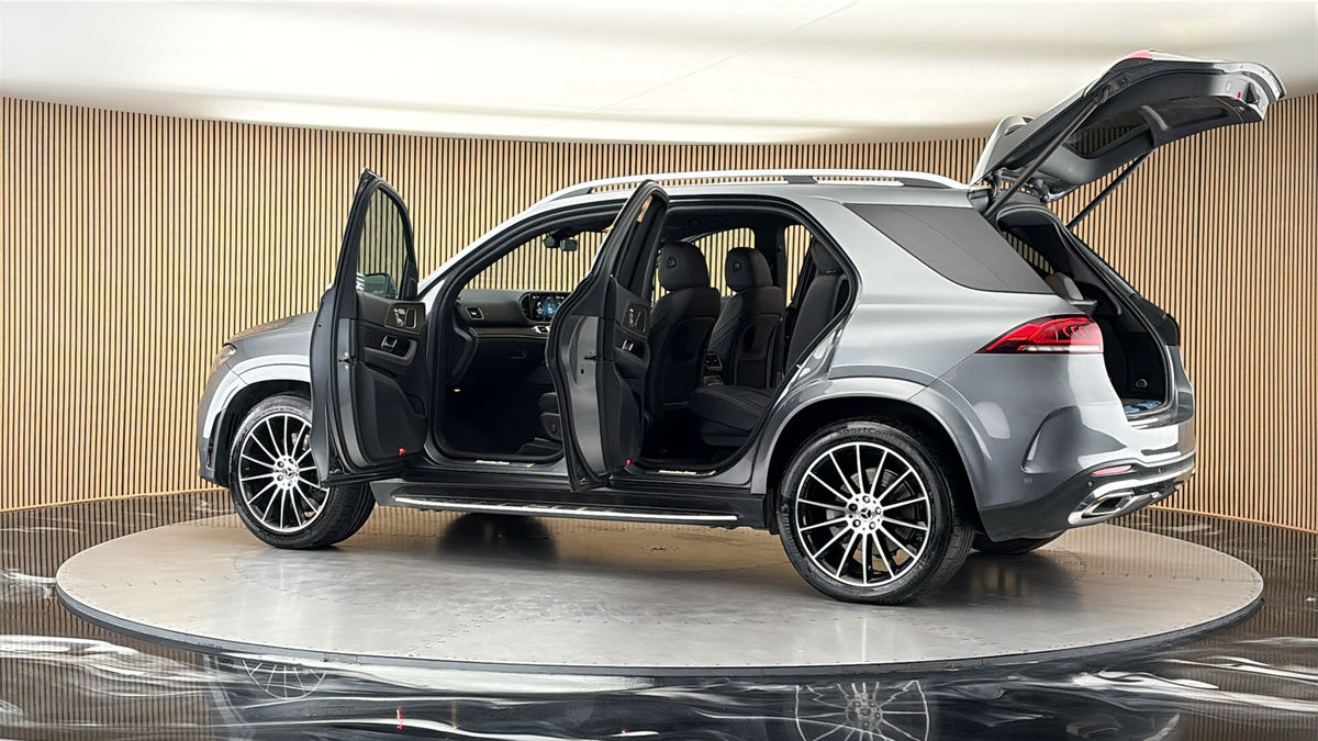 More views of Mercedes-Benz GLE